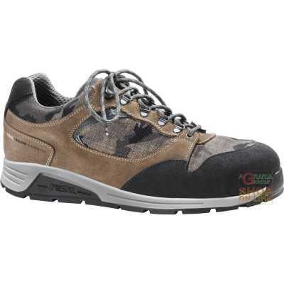 LOW SHOE IN BOVINE SPLIT SUEDE WITH INSERTS IN MIMETIC FABRIC