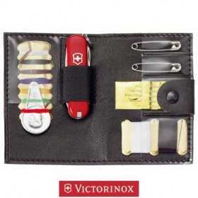 VICTORINOX CASE SEWING SET