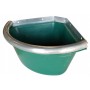 FEEDER FOR HORSE WITH IRON REINFORCEMENT