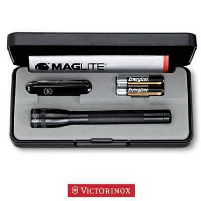 VICTORINOX SET REGALO MULTIUSO E TORCIA MAGLITE 