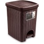Elegance wicker finish waste bin with Moka pedal lt. 20