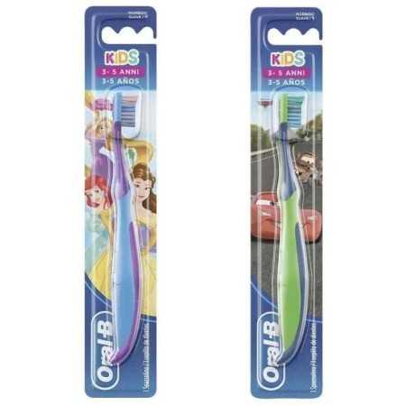 ORAL B KIDS SPAZZOLINO DENTI PER BAMBINO 3-5 ANNI MORBIDO CARS & FROZEN