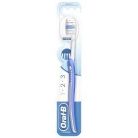 ORAL B INDICATOR SPAZZOLINO DA DENTI MEDIUM 40