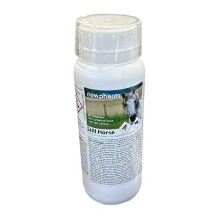 NEWPHARM STILL HORSE INSETTICIDA LIQUIDO CONTRO LE MOSCHE DA