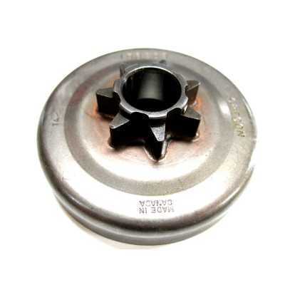 PINION CLUTCH BELL WITH OIL PUMP ATTACHMENT FOR CHAINSAW